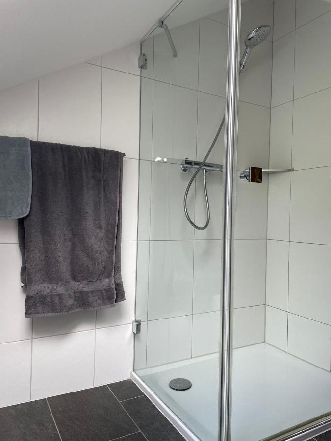 Herzliches Im Zuercher Oberland Homestay